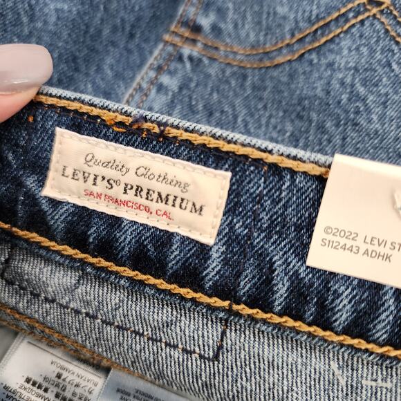 Levi's Jeans Women's 70's High Flare Size 34 Medium Wash Distressed Denim NWT - Picture 10 of 13